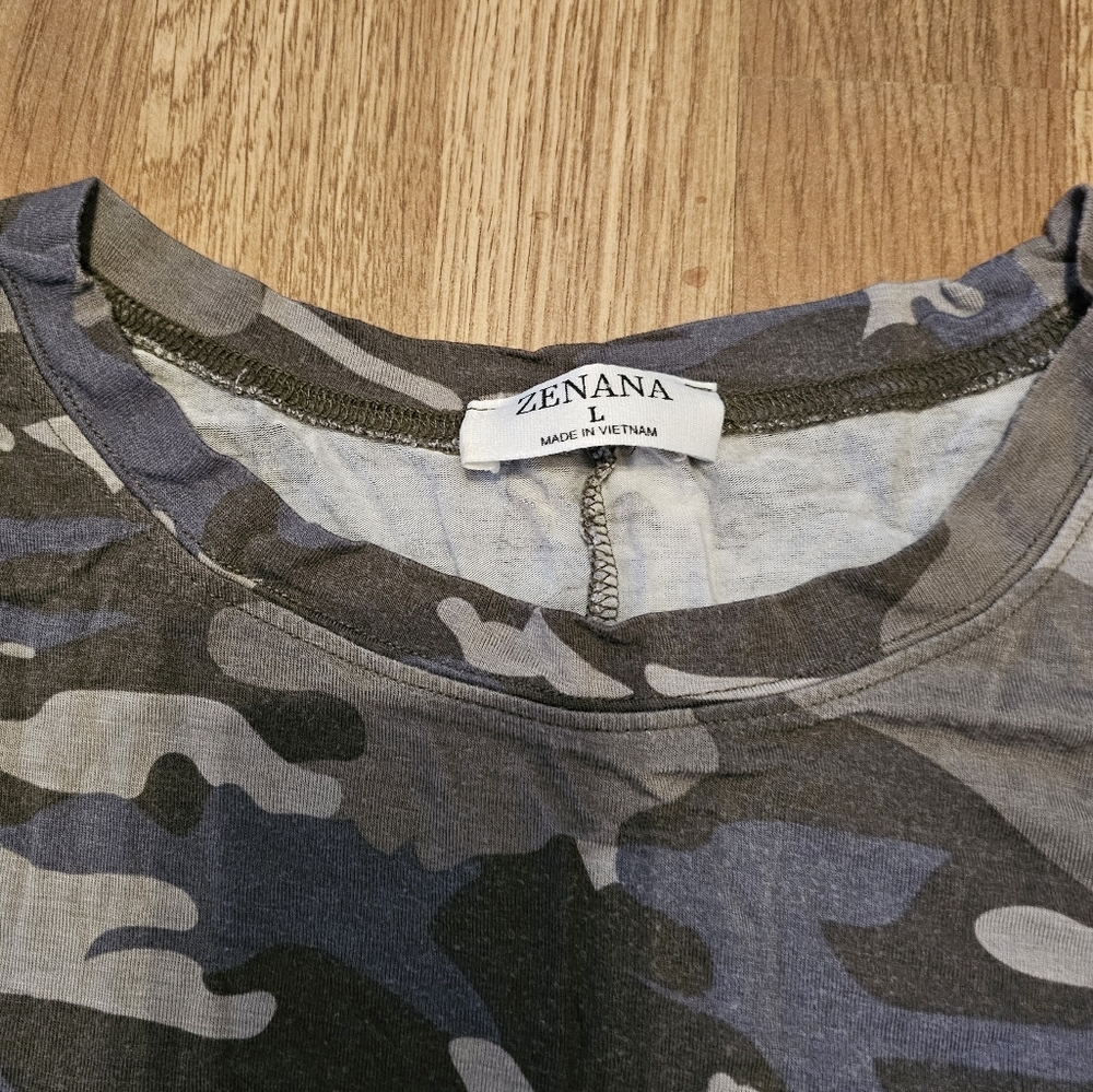 Zenana Camo T-shirt - Picture 3 of 3